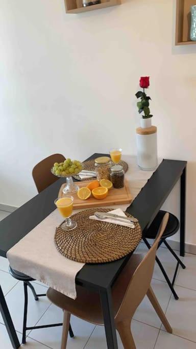 Le Tony Garnier Check In H24 Wifi Apartment Lyon Exterior photo